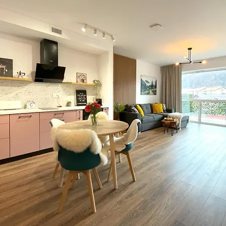 סינאיה Rosewood Boutique Apartment מראה חיצוני תמונה